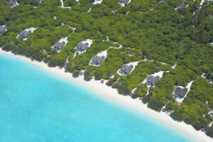 HIDEAWAY IN THE MALDIVES