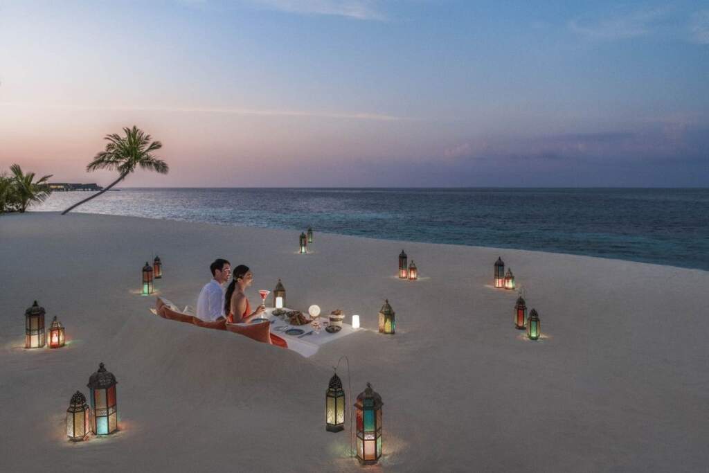 The St. Regis Maldives Partners with IVAR Jewellery for Romantic Valentine’s Experience